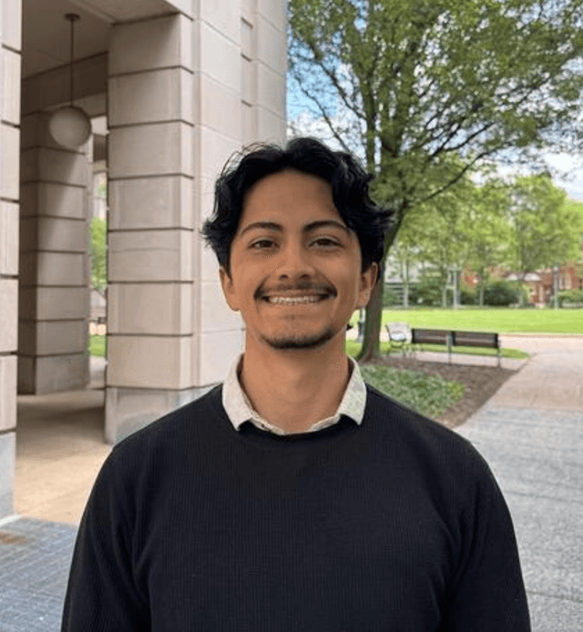 Rober Carrillo headshot